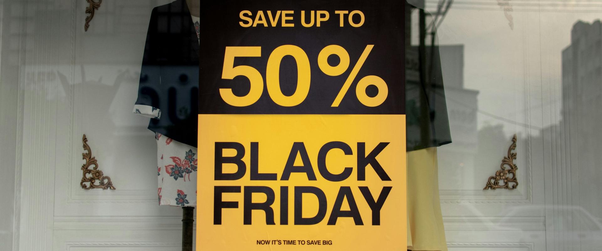 Black Friday. Polacy w tym roku będą polować na rabaty w przedziale 40-60 proc.